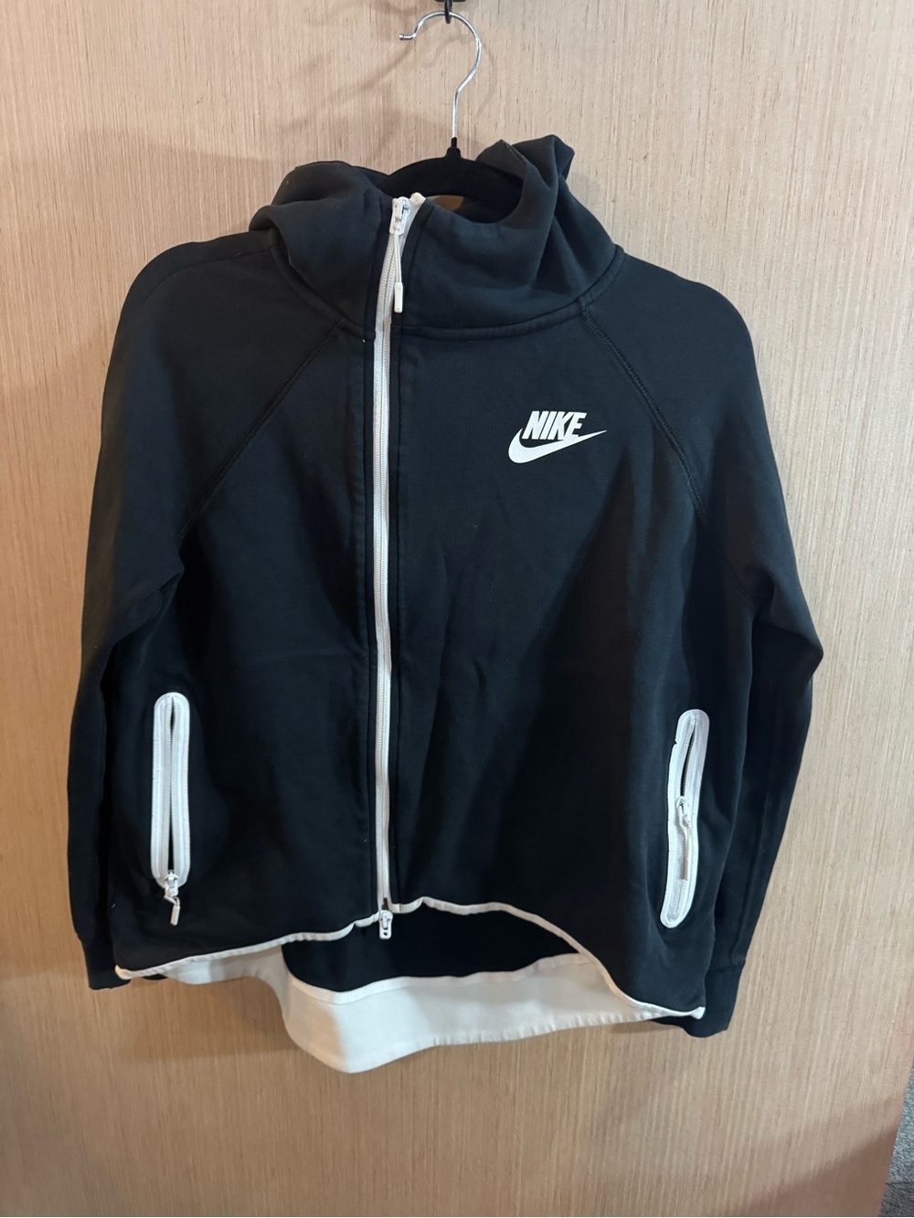 Women’s Nike Tech Black Full-Zip Hoodie with White Accents Size Medium